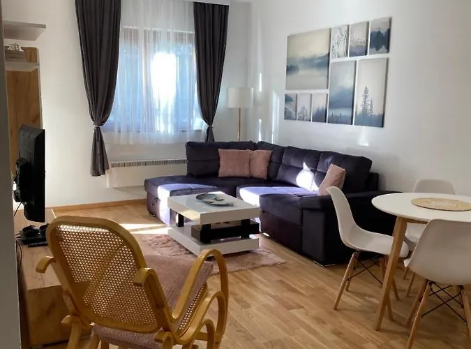 Stella * 兹拉蒂博尔