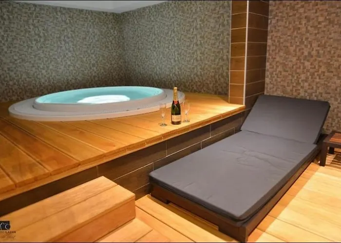 Stella 兹拉蒂博尔